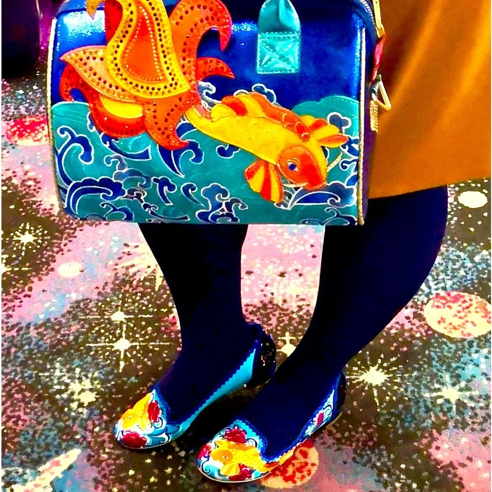 Irregular Choice Womens Pescado Oro NEW Sequin Flats 11 42 Rainbow Pride Fish - Picture 4 of 16